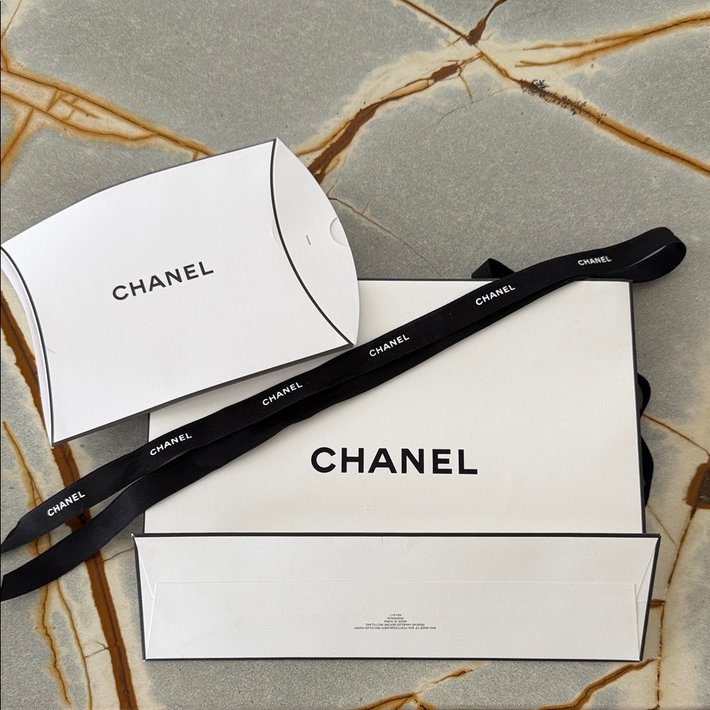 Black and White Gift Box, Bag with Ribbon